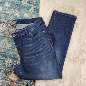 Torrid Boyfriend Straight Vintage Stretch Mid-Rise Denim Jean Jeans 18R